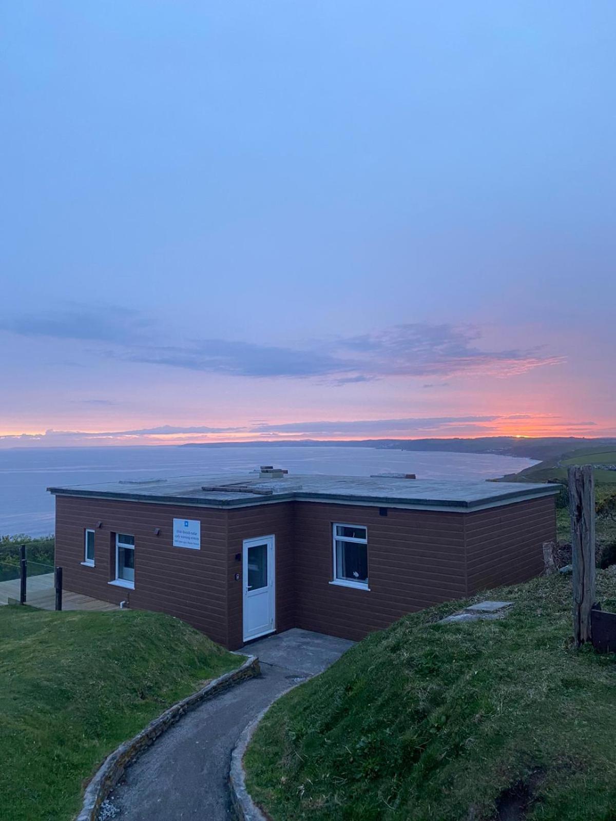 Sunset Sea View Chalet With Hot Tub Torpoint Ngoại thất bức ảnh